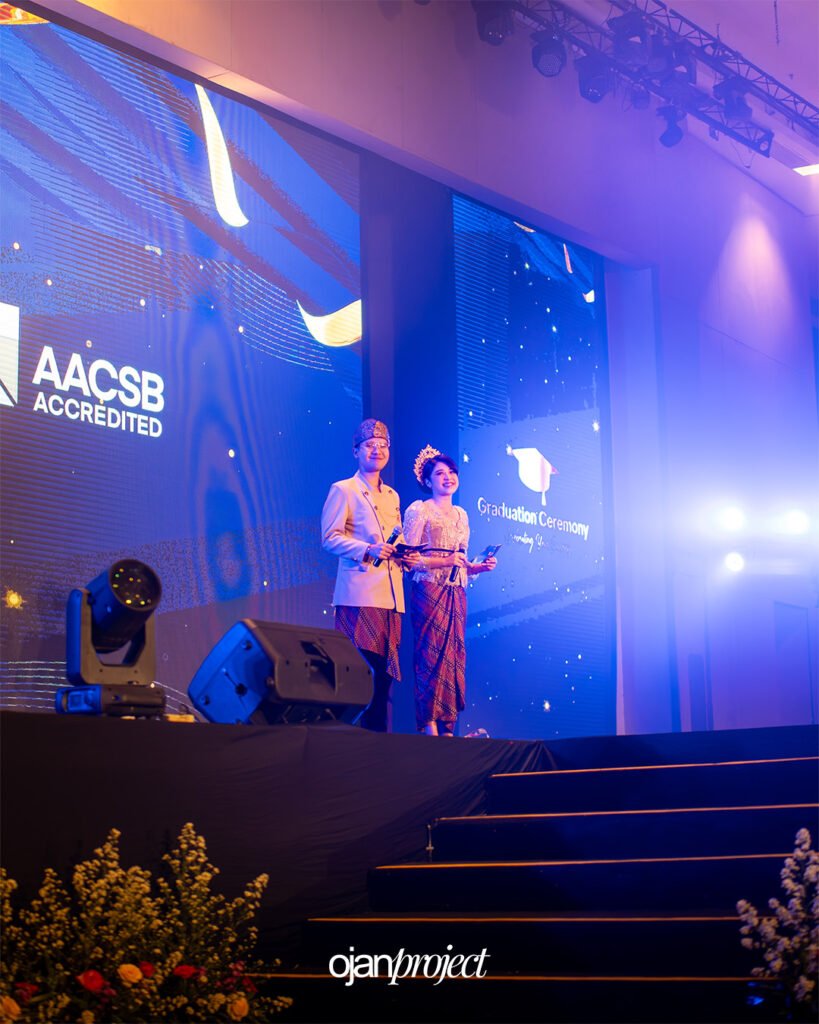 ITB GRADUATION 8